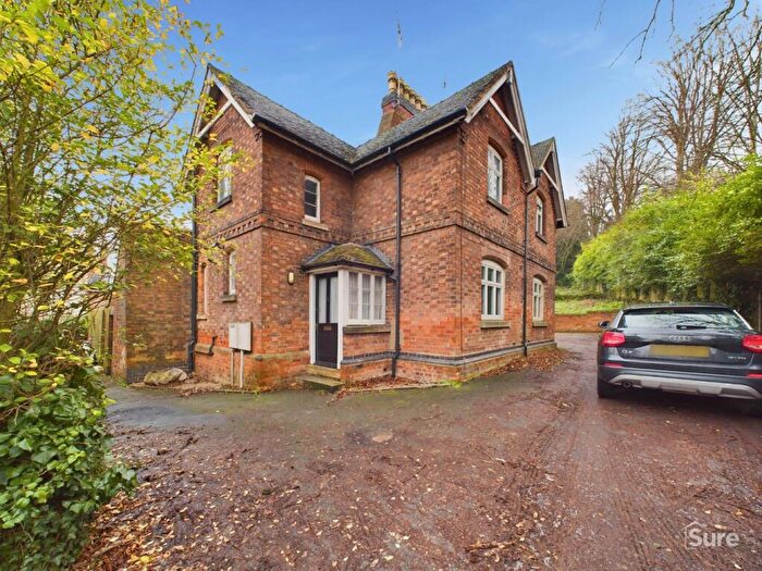 2 Bedroom Semi-Detached House To Rent In Ashby Road, Burton-On-Trent, Staffordshire, DE15