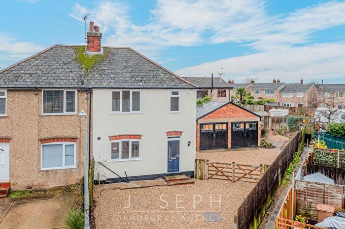 3 Bedroom Semi Detached House For Sale In Matson Road, Ipswich, IP1