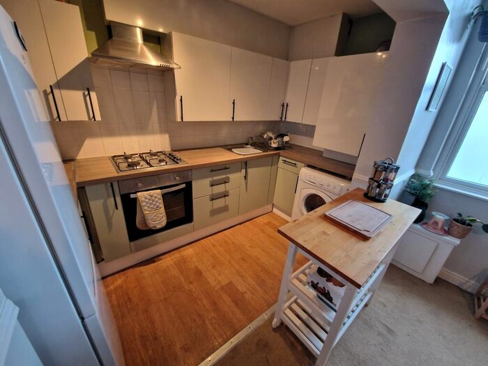 2 Bedroom Flat To Rent In Ullet Road, Liverpool, L17