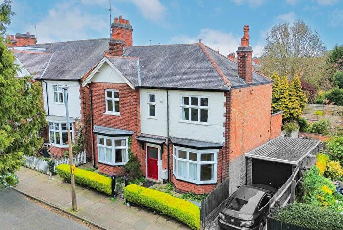 4 Bedroom Detached House For Sale In Elms Road, South Knighton, Leicester, LE2