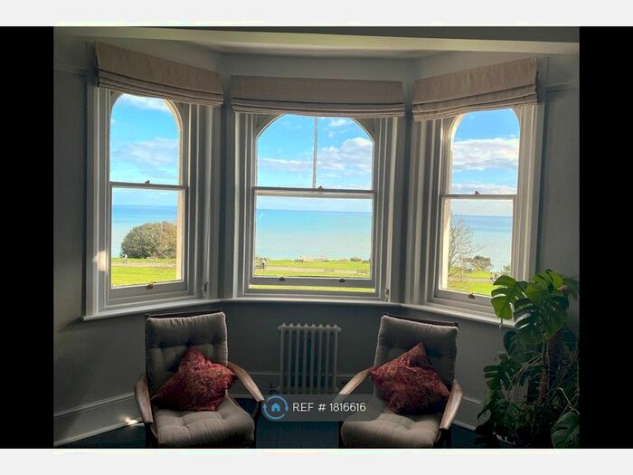 2 Bedroom Flat To Rent In Clifton Crescent, Folkestone, CT20