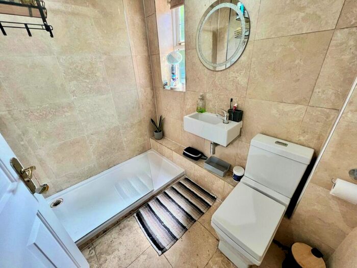 1 Bedroom Flat For Sale In Chandlers Row, Worsley, M28