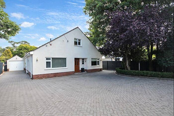 5 Bedroom Detached Bungalow For Sale In Eastfield Lane, Ringwood, BH24