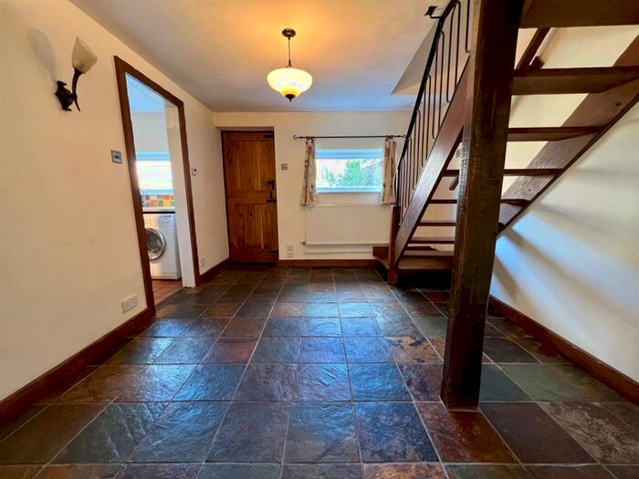 2 Bedroom Cottage To Rent In Tricklebrook Cottage, Marple Bridge, SK6