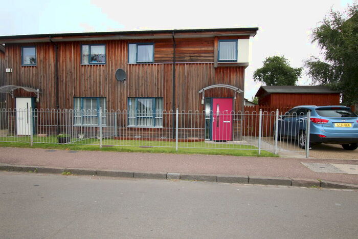 3 Bedroom House To Rent In Honeygreen Road, DD4