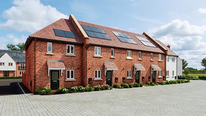 2 Bedroom Terraced House For Sale In Daggons Road, Alderholt, Fordingbridge, SP6