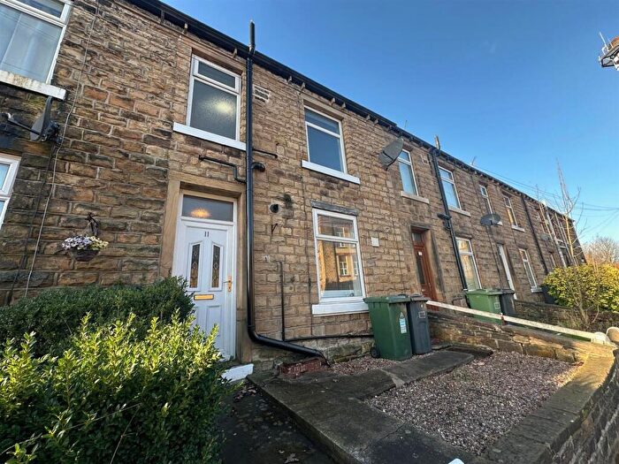 2 Bedroom Cottage To Rent In Lower Quarry Road, Bradley, Huddersfield, HD5