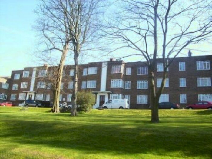 3 Bedroom Flat To Rent In St. Peters Road, Croydon, CR0