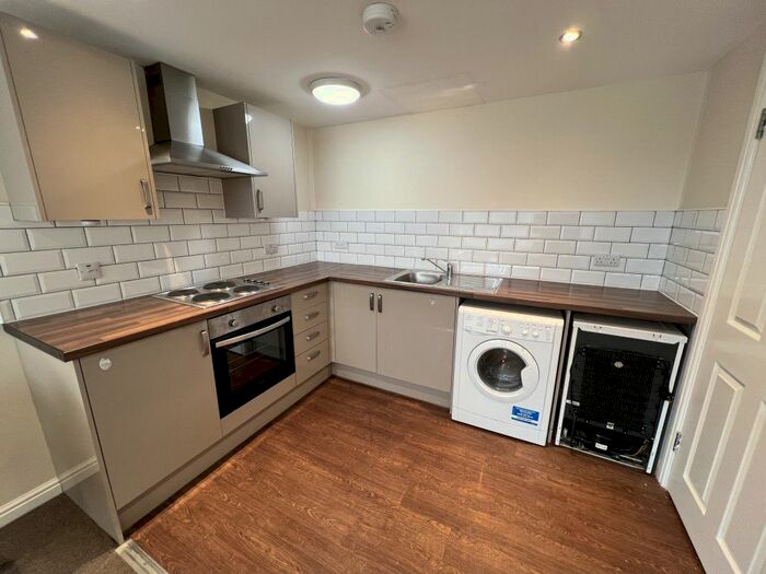 1 Bedroom Flat To Rent In King Charles Ii House, Pontefract, WF8