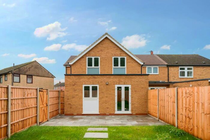 1 Bedroom Apartment To Rent In Kidlington, Oxfordshire, OX5