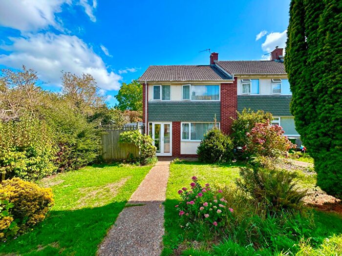3 Bedroom End Terrace House For Sale In Woodbury View, Exeter, EX2