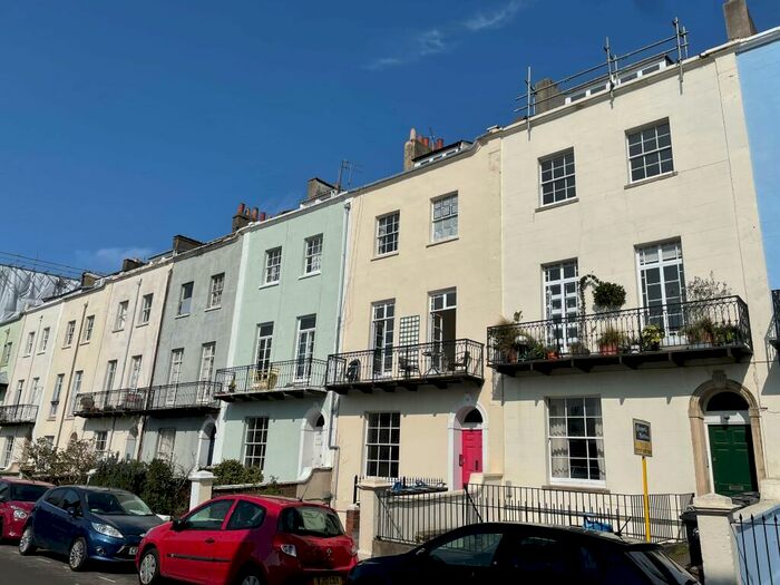 2 Bedroom Flat To Rent In Frederick Place, Clifton, Bristol, BS8