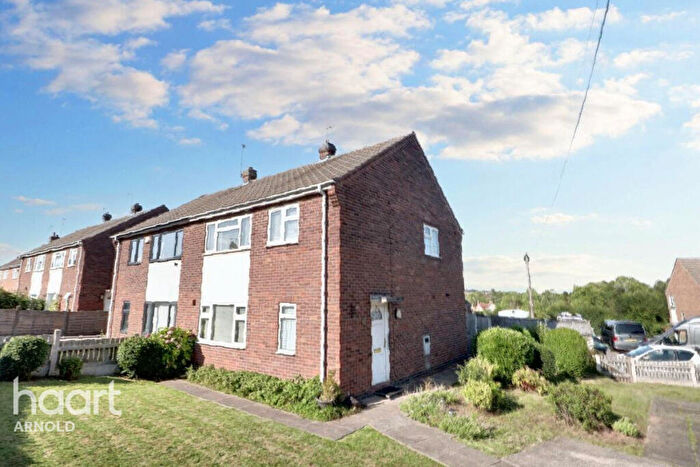 3 Bedroom Semi-Detached House For Sale In Cromwell Crescent, Lambley, NG4