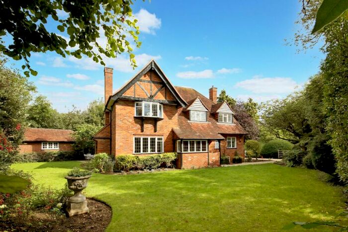 4 Bedroom House To Rent In Lime Walk Maidenhead, SL6