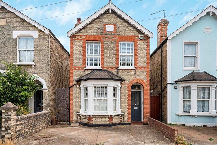 3 Bedroom Detached House For Sale In Richmond Park Road, Kingston Upon Thames, KT2