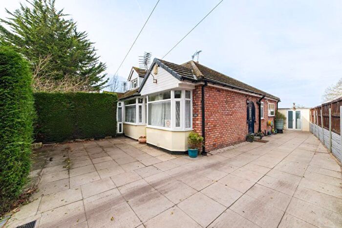 3 Bedroom Semi-Detached Bungalow For Sale In Bescar Brow Lane, Scarisbrick, L40
