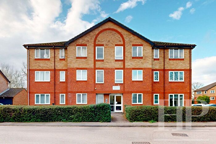 1 Bedroom Flat To Rent In Chetwood Road, Crawley, RH11