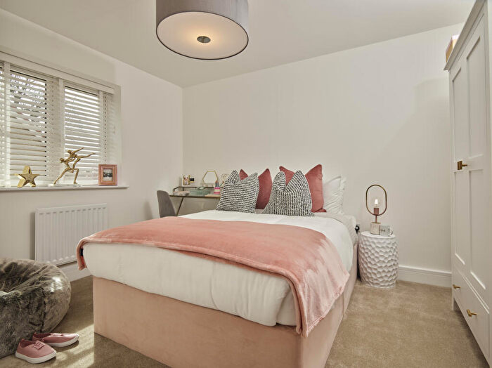 5 Bedroom Detached House For Sale In Bluebell Avenue, Off Maypole Road, Heybridge, Maldon, CM9