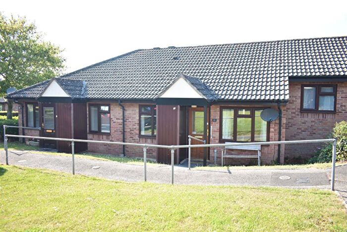 2 Bedroom Semi Detached Bungalow For Sale In Eastland Road, Bristol, BS35