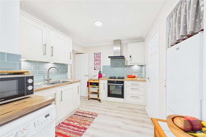 2 Bedroom Bungalow For Sale In Seymour Road, Trowbridge, BA14