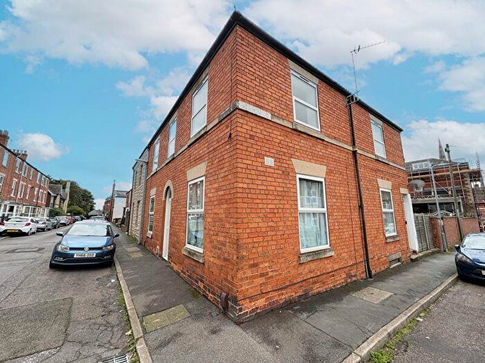 2 Bedroom Flat To Rent In Chambers Street, Grantham, NG31