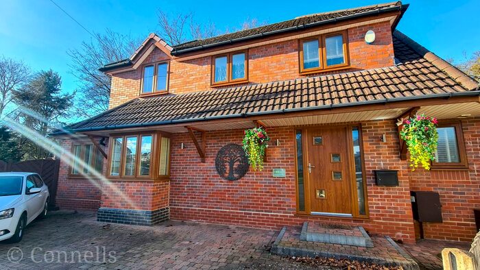 3 Bedroom Property To Rent In Lutley Avenue, Halesowen B63