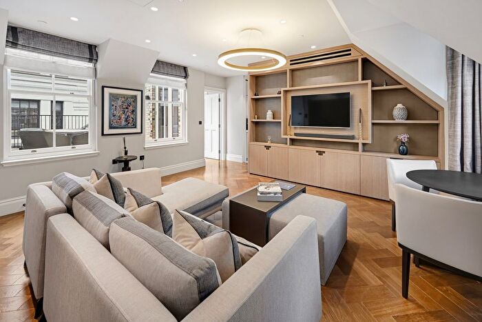 1 Bedroom Flat To Rent In Bury Street, St James, SW1Y