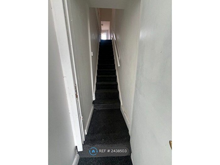 1 Bedroom Flat To Rent In Church Lane, Manchester, M9