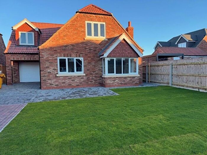 4 Bedroom Detached House For Sale In Badger Close, Humberston, DN36