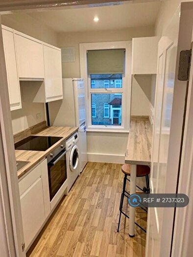 1 Bedroom Flat To Rent In Seaforth Avenue, New Malden, KT3