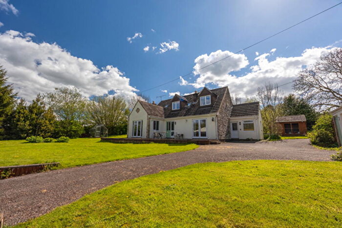 4 Bedroom Detached House For Sale In Valley View, Withy Mills, Bristol, BS39