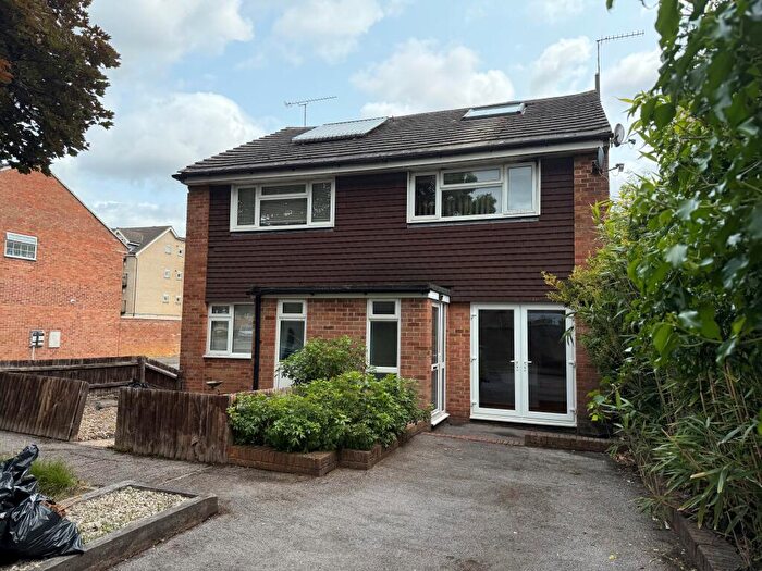 3 Bedroom House To Rent In Charles Knott Gardens, Southampton, SO15