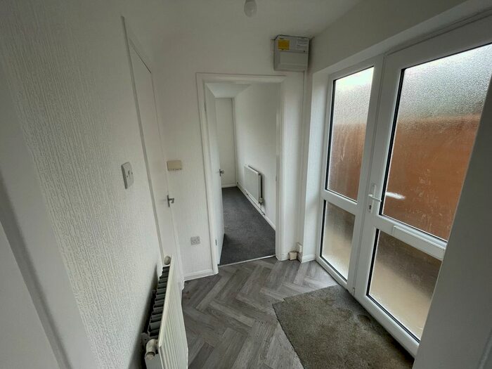 2 Bedroom SemiDetached House To Rent In Balisfire Grove, Beaumont Leys