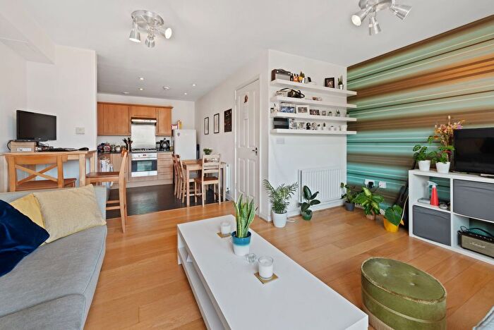 2 Bedroom Flat For Sale In Bramhope Lane, London, SE7