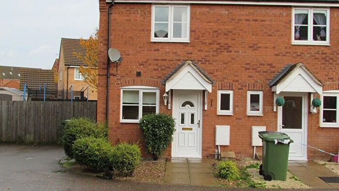 2 Bedroom Terraced House To Rent In Oak Avenue Hampton Hargate, Peterborough, Cambridgeshire, PE7
