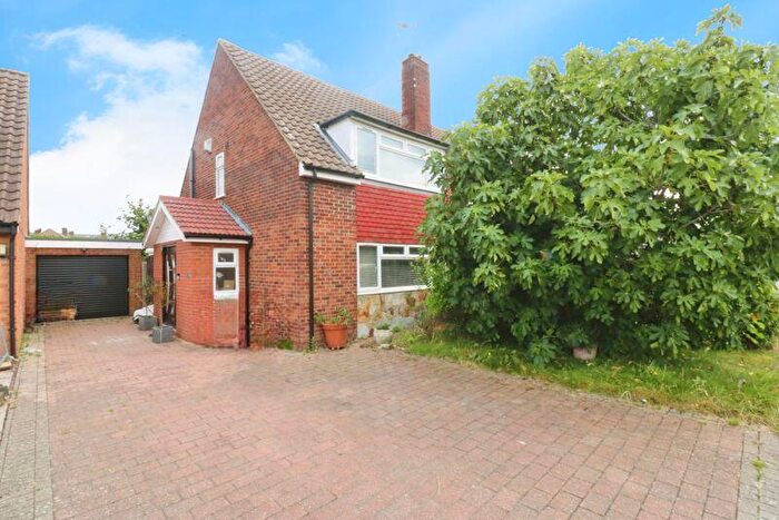 3 Bedroom Semi-Detached House To Rent In Ember Road, Langley, SL3