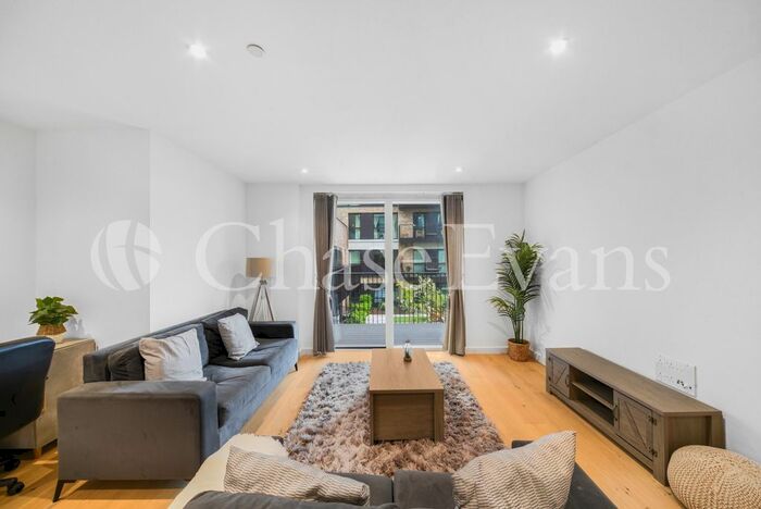 1 Bedroom Flat To Rent In Broxburn House, Bathgate Place, West Ealing, W13