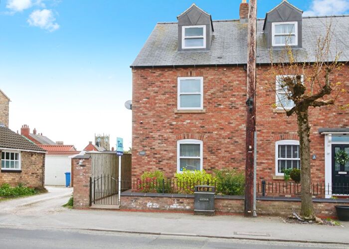 3 Bedroom End Of Terrace House For Sale In Margaret Terrace, Barmby Road, Pocklington, YO42