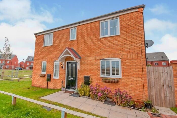 3 Bedroom Detached House To Rent In Magda Close, PE2