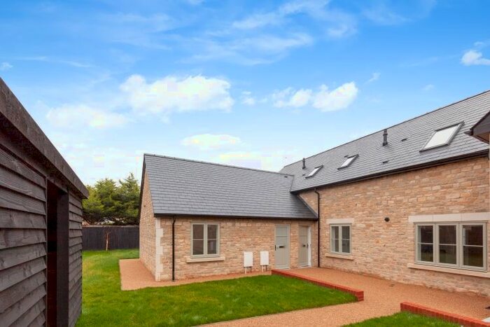 1 Bedroom Flat To Rent In Witney Road, Long Hanborough, Witney OX29