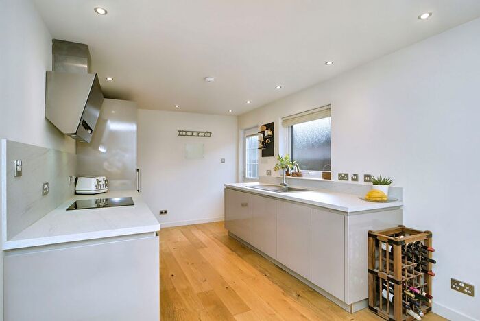 2 Bedroom Detached Bungalow For Sale In Kirk Park, Dunbar, EH42