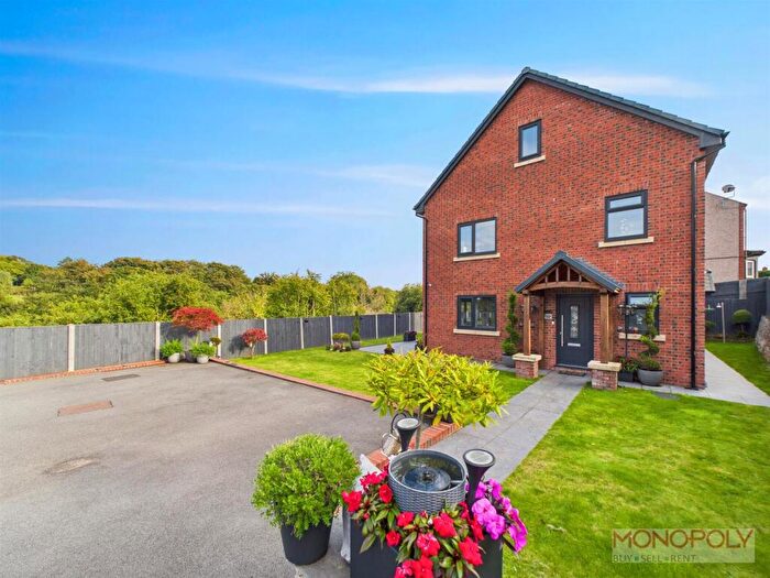 4 Bedroom Detached House For Sale In Hawarden Road, Caergwrle, Wrexham, LL12