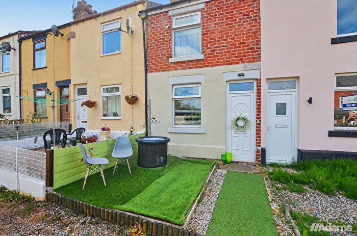 2 Bedroom Terraced House For Sale In Brook Terrace, Runcorn, WA7