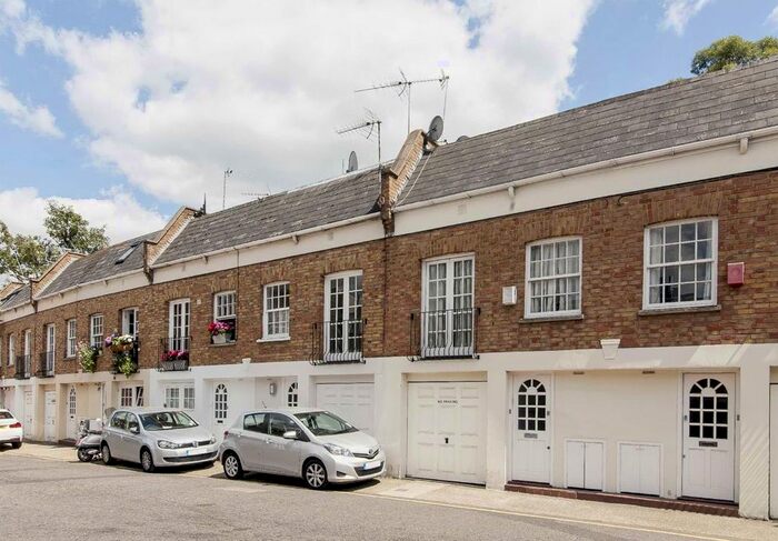 2 Bedroom Property To Rent In Royal Crescent Mews, London, W11