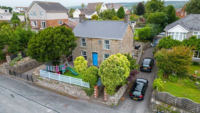 3 Bedroom Detached House For Sale In Pentwyn Road, Pencoed, Bridgend, CF35