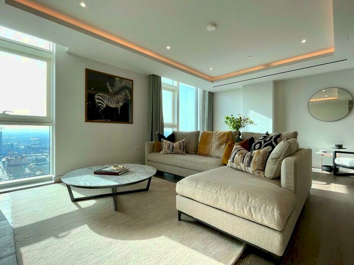 2 Bedroom Penthouse To Rent In Angel Gardens, Manchester, M4