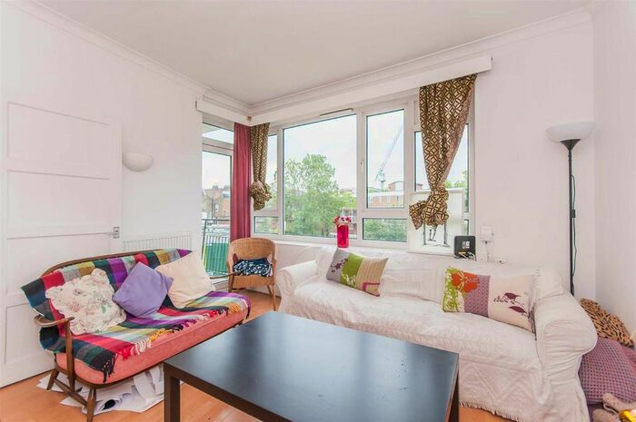 3 Bedroom Flat To Rent In St. Pancras Way, London, NW1