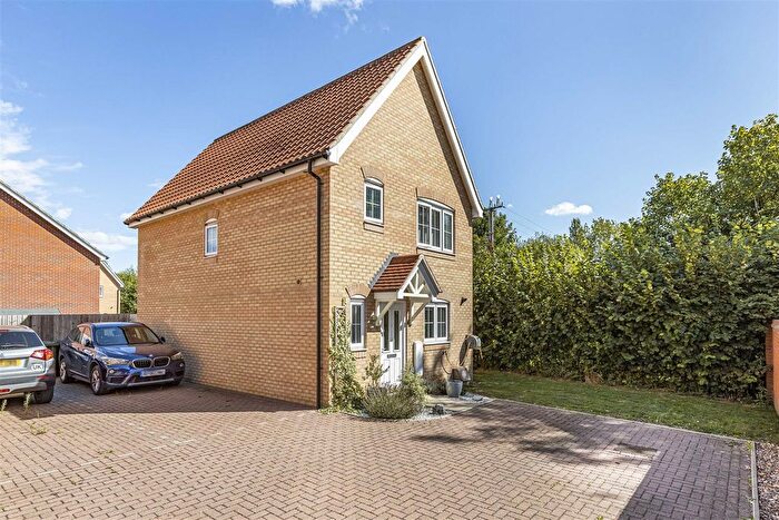 3 Bedroom Detached House For Sale In Harvey Way, Waterbeach, Cambridge, CB25