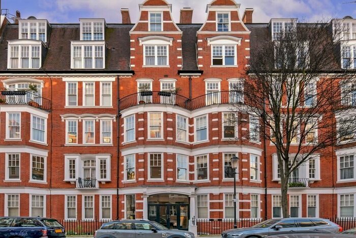 1 Bedroom Flat To Rent In Sloane Court West, London, SW3