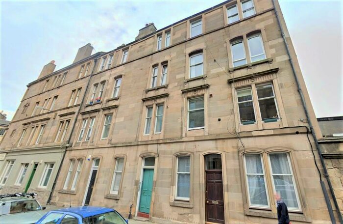 2 Bedroom Flat To Rent In Jameson Place, Edinburgh, EH6
